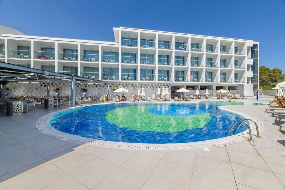 River Rock Hotel cover
