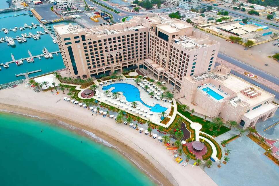 Al Bahar Hotel & Resort cover