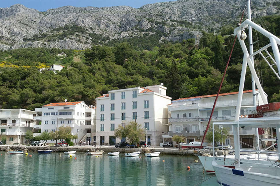 Hotel Pleter cover