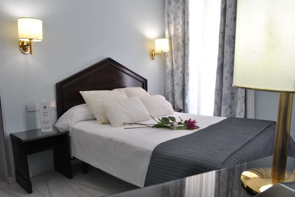 Hotel Porcel Navas cover