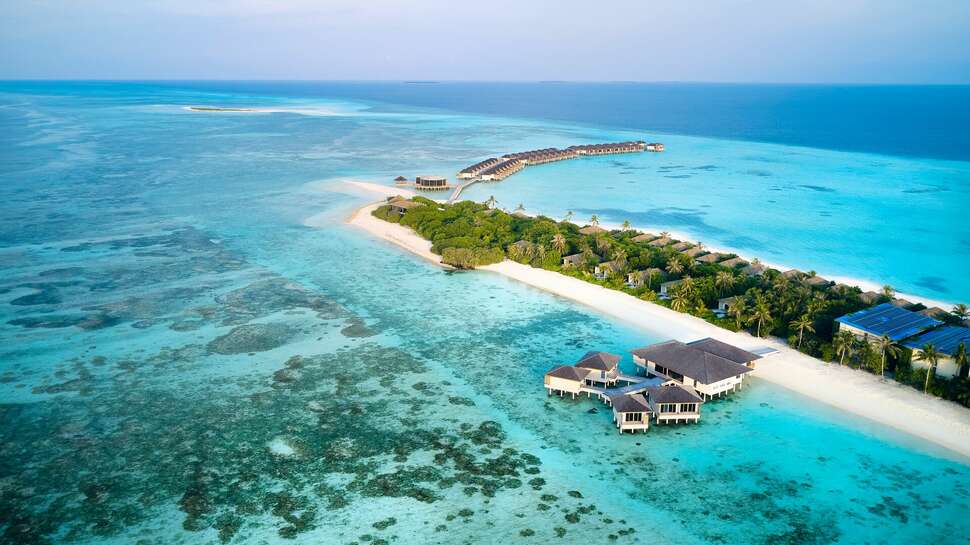 Le Meridien Resort & Spa cover