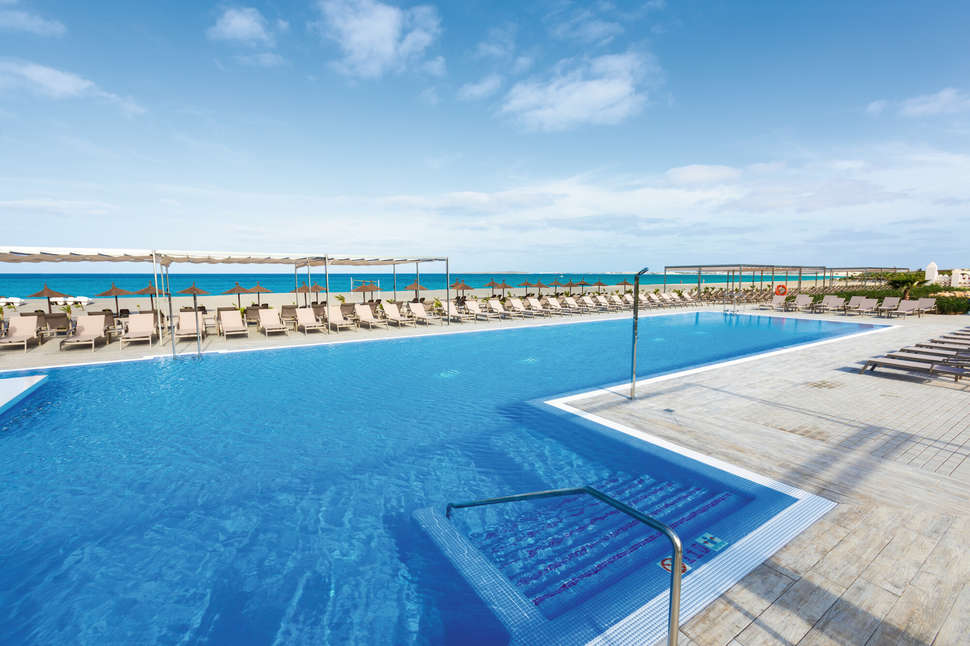 Riu Palace Boavista cover