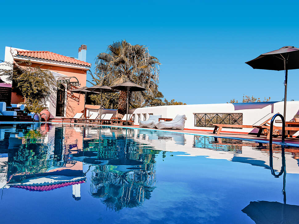 Nisea Hotel Samos cover
