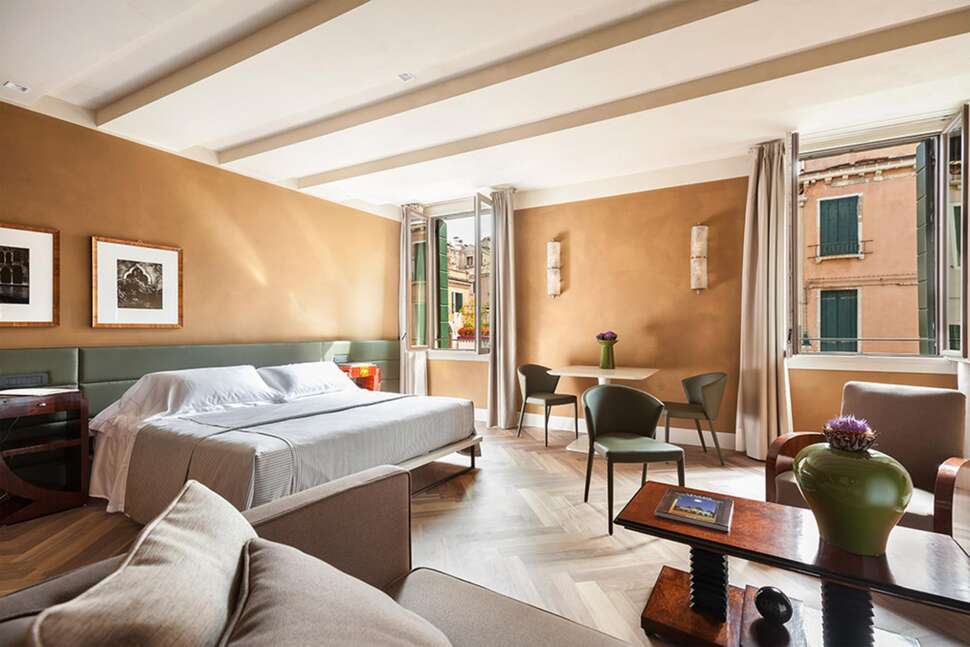 Liassidi Luxury & Wellness Suites cover