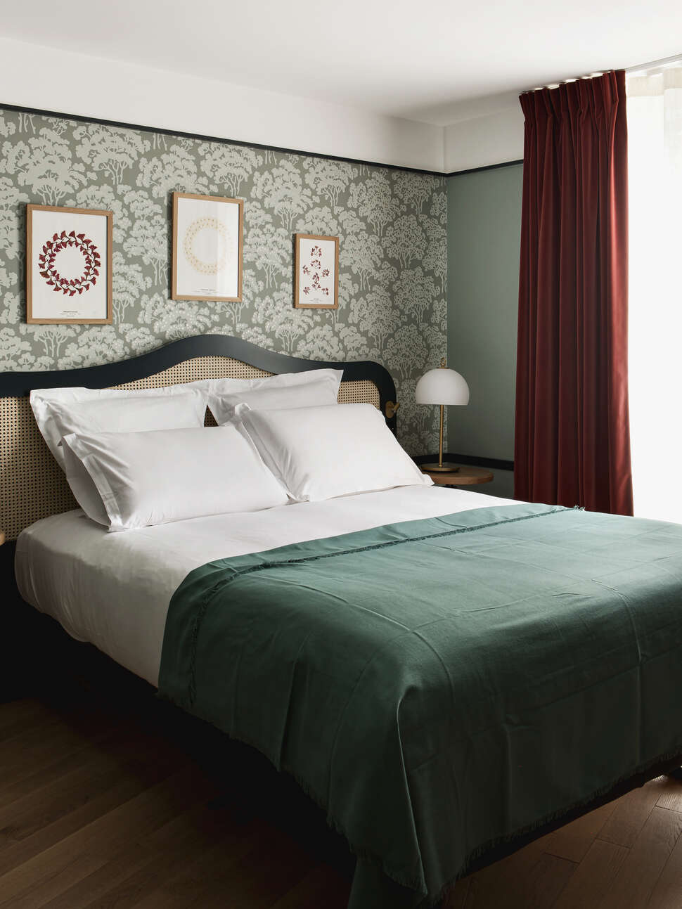 Hotel Botaniste cover