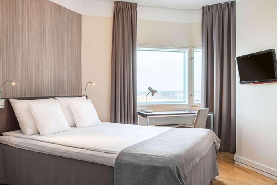 Quality Airport Hotel Arlanda cover