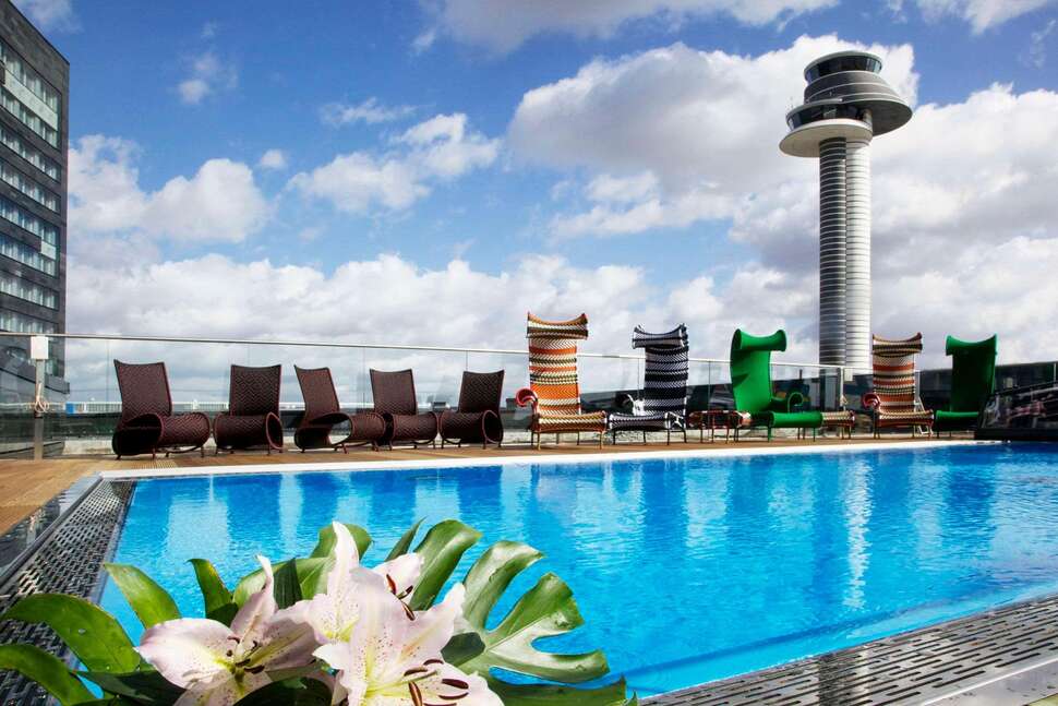 Clarion Hotel Arlanda Airport cover