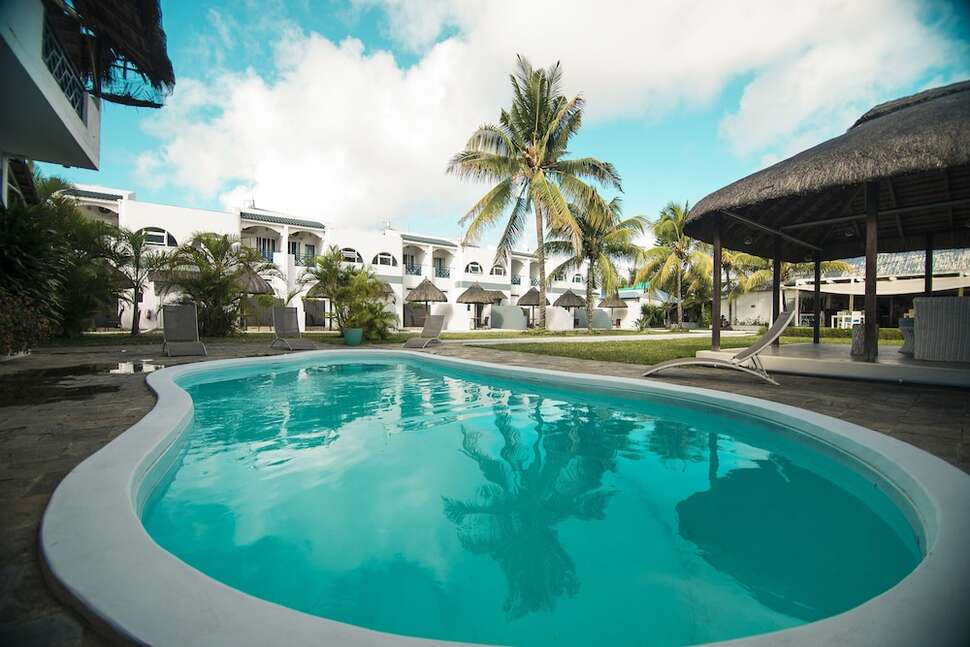 Stella Rina Guest House cover