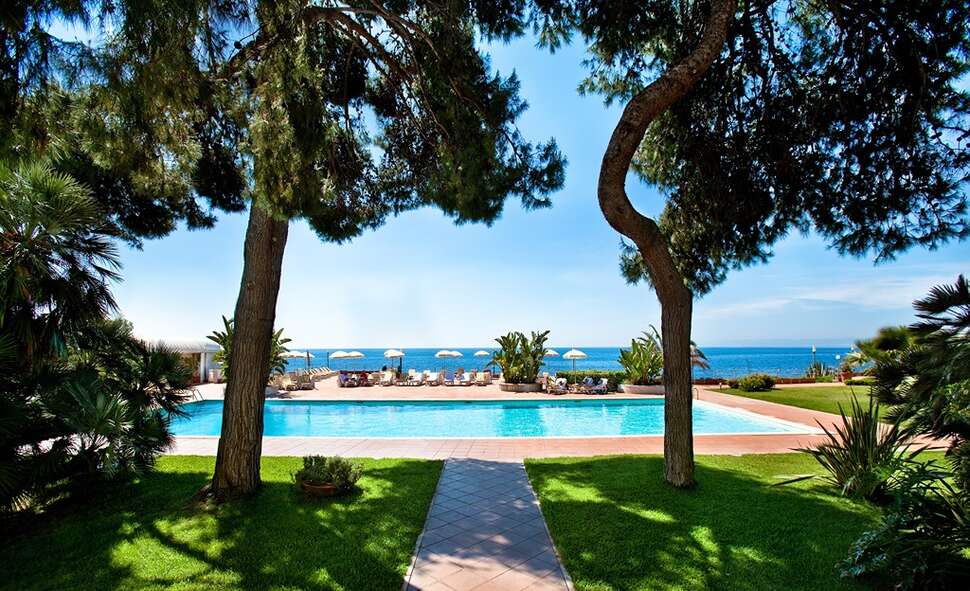 Grand Hotel Baia Verde cover
