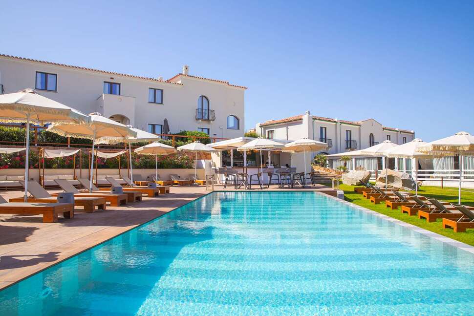 Mangia's Santa Teresa Resort cover