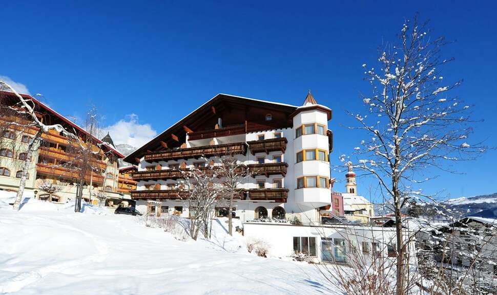 Posthaus Stubai & Smart cover