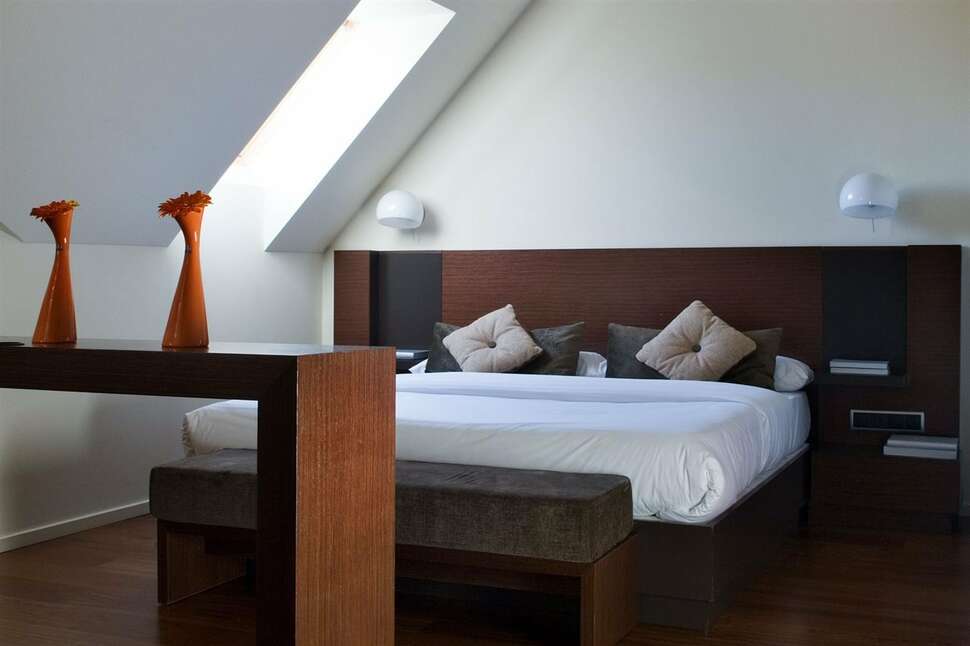 987 Design Prague Hotel