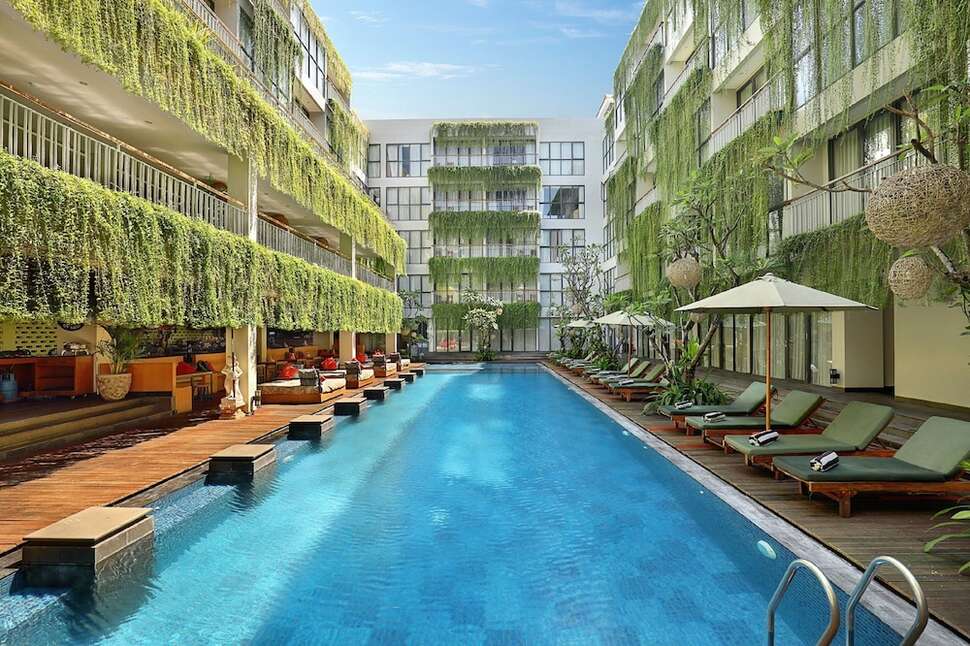 Hotel NEO - Kuta cover