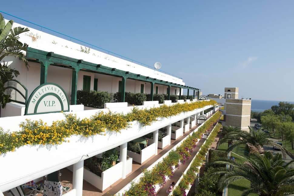 Corvino Resort Hotel Villaggio cover