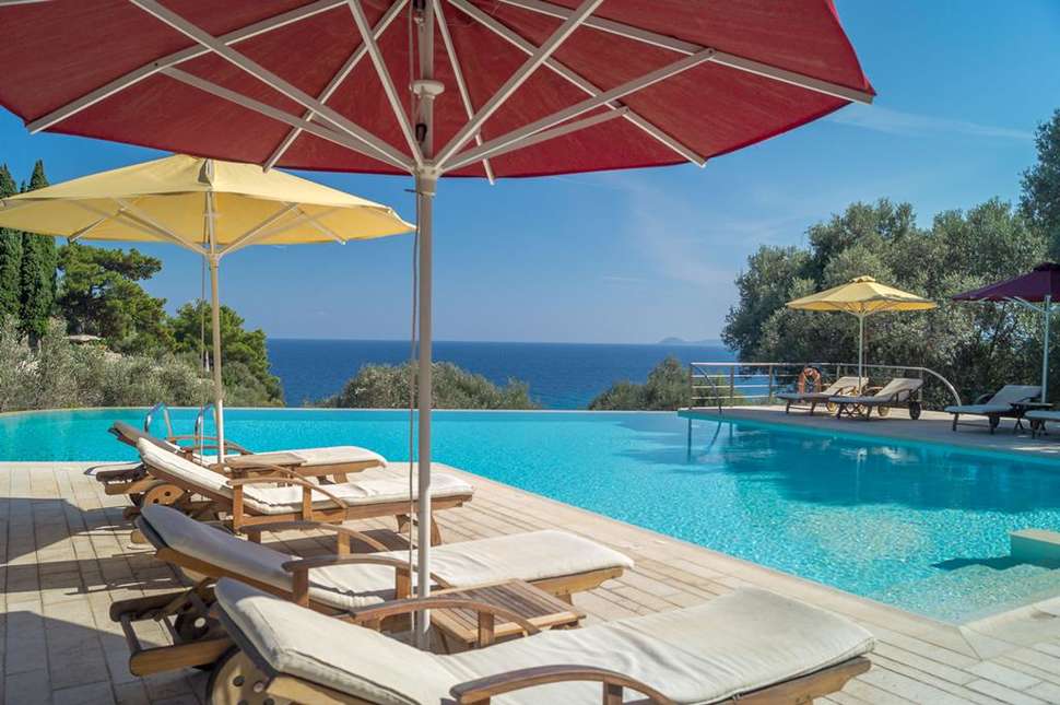 Armonia Bay Hotel cover