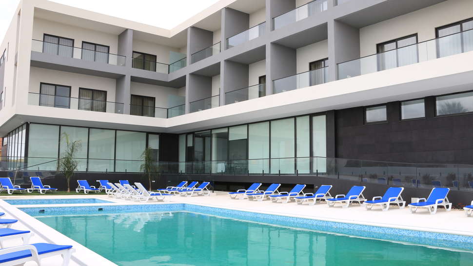 Monte Lirio Hotel cover