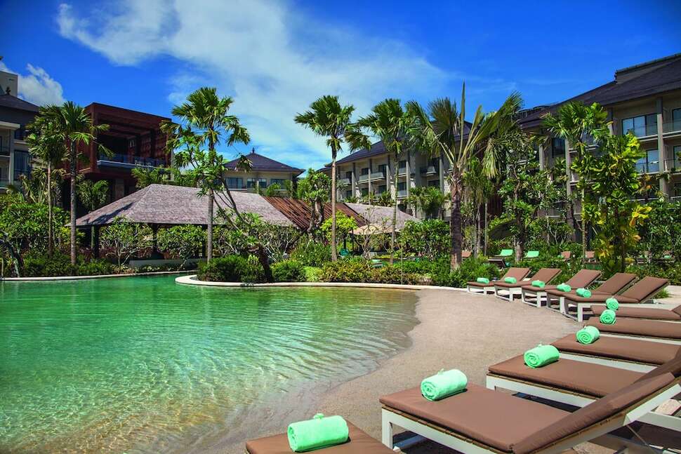 Mövenpick Resort & Spa Jimbaran cover