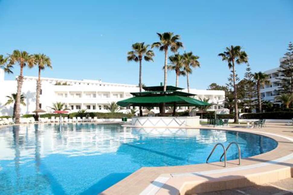 Hotel Club Tropicana & Spa cover