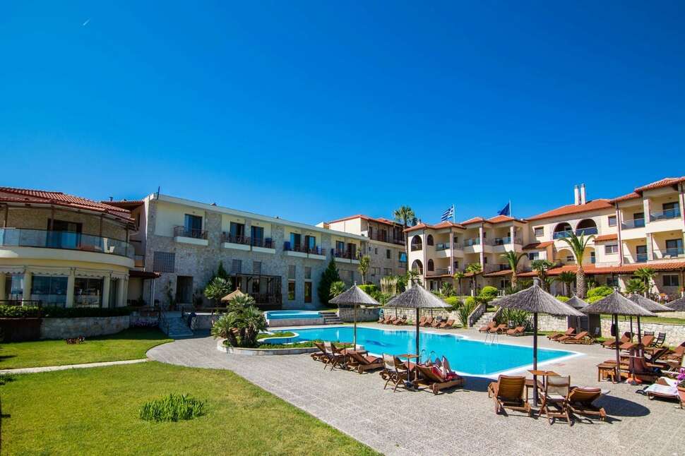 Blue Bay Hotel Afytos cover