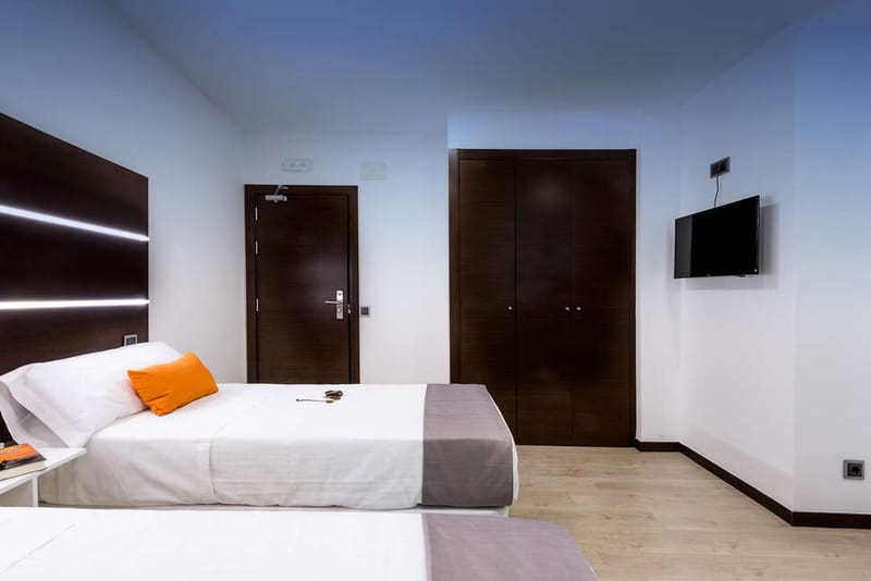 Roisa Hostel Boutique cover