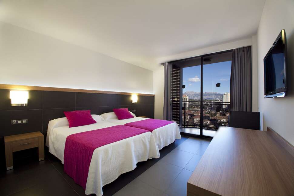 Flash Hotel cover
