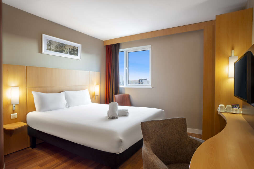 Ibis Belfast City Centre cover
