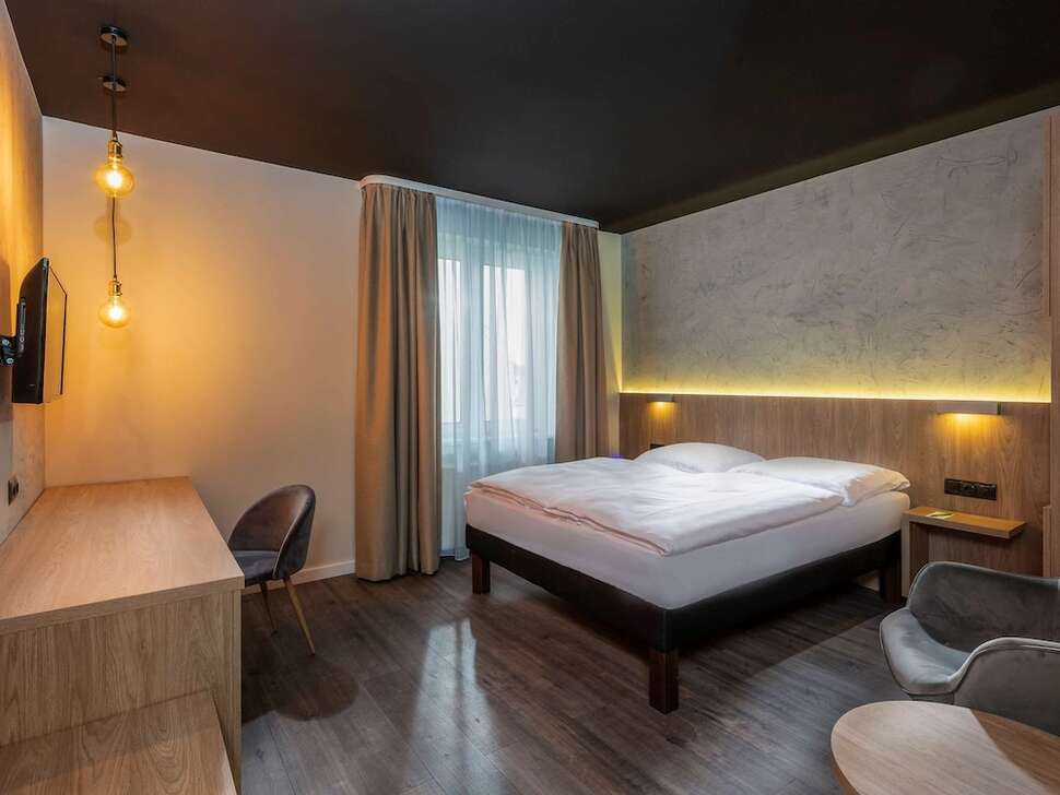 Ibis Styles Dresden Neustadt cover