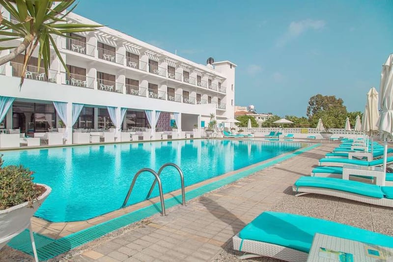 Sveltos Hotel cover