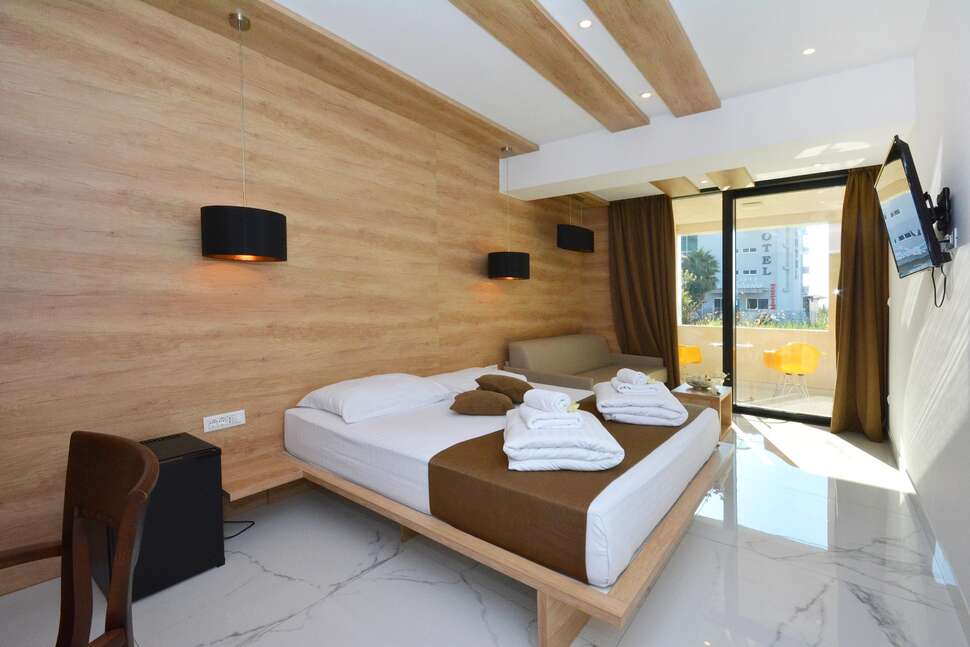 Jona Rooms Podstrana cover
