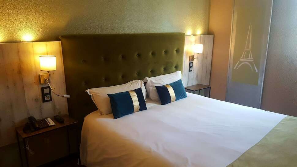 Euro Hotel Paris Creteil cover