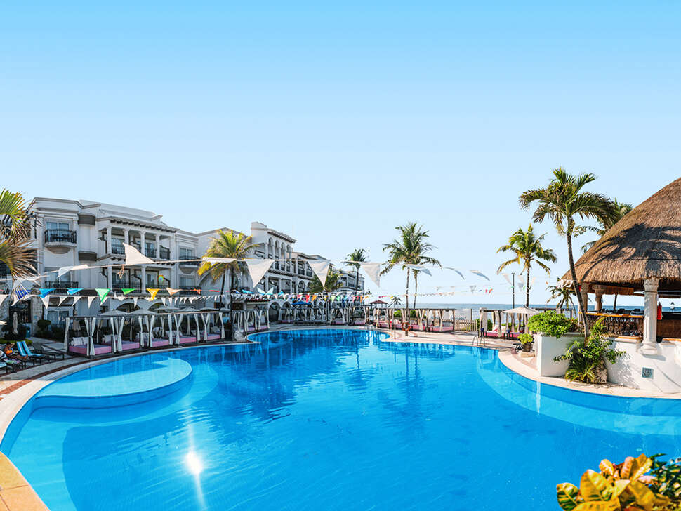 Wyndham Alltra Playa del Carmen cover
