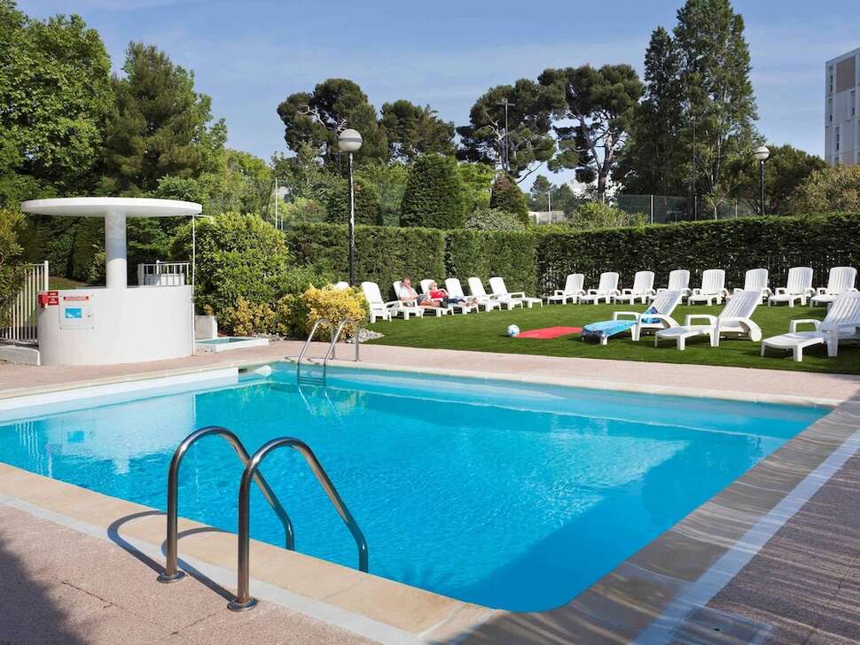 B&B Hotel Marseille Bonneveine cover