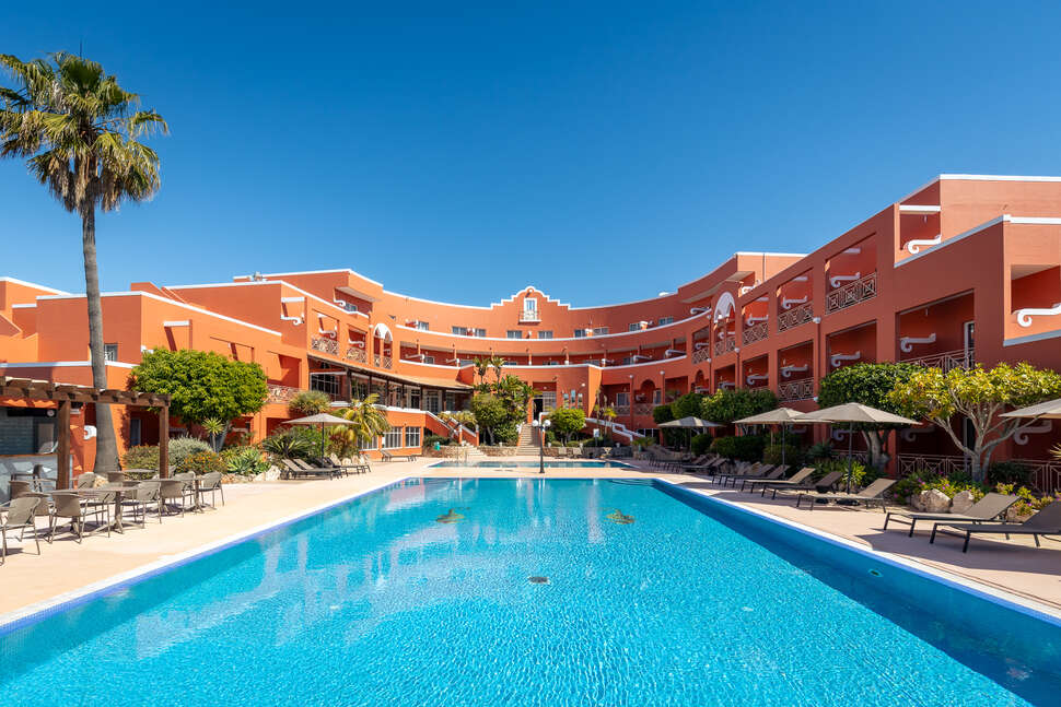 Hotel Belavista Da Luz cover