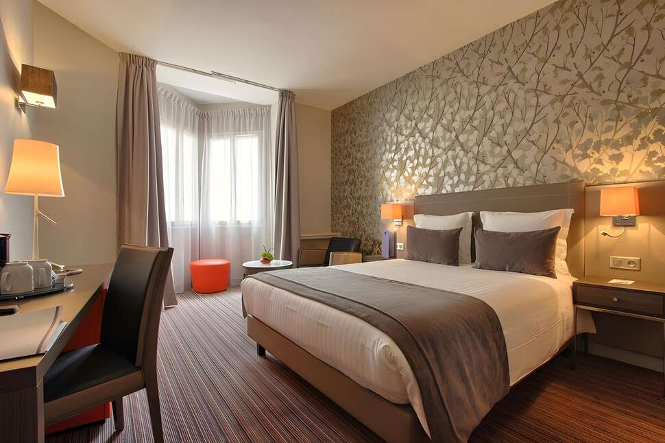 Timhotel Opera Blanche Fontaine