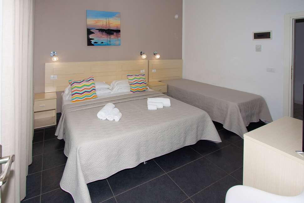 Hotel Spiaggia Marconi cover