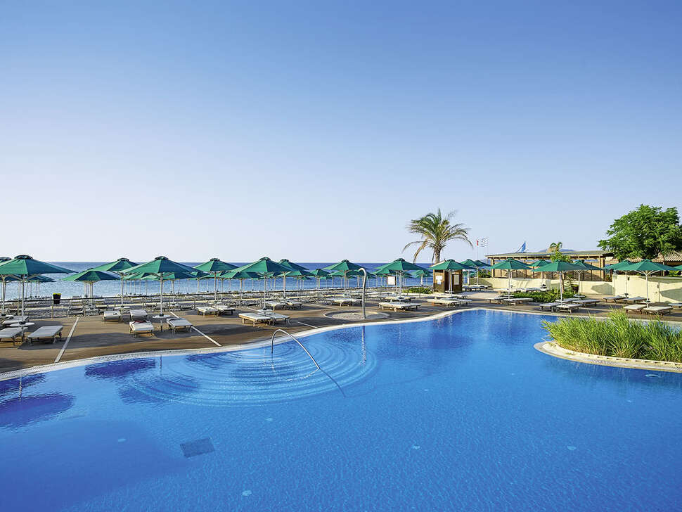 Esperos Mare Resort cover