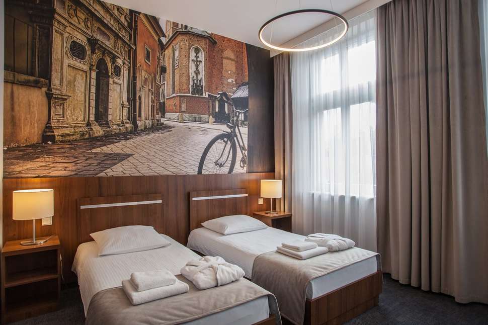 Downtown Krakow Hotel cover