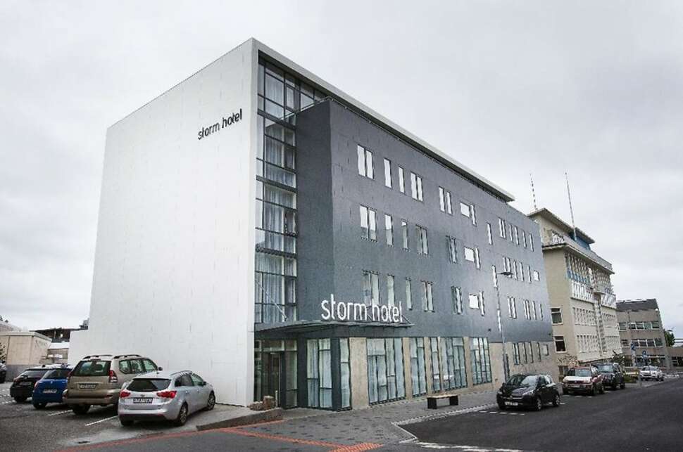 Storm Hotel by Keahotels cover