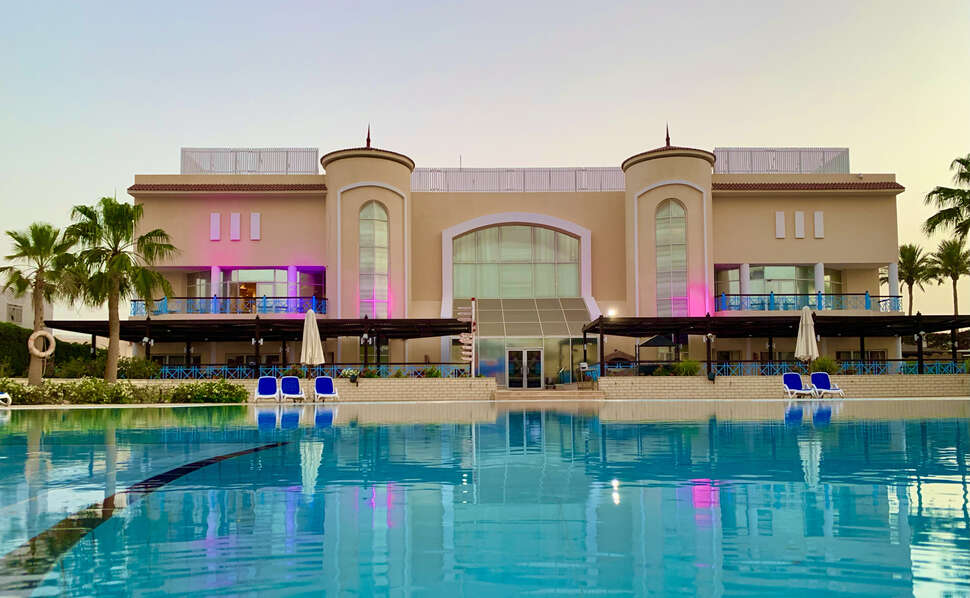 Ivy Cyrene Island Resort cover