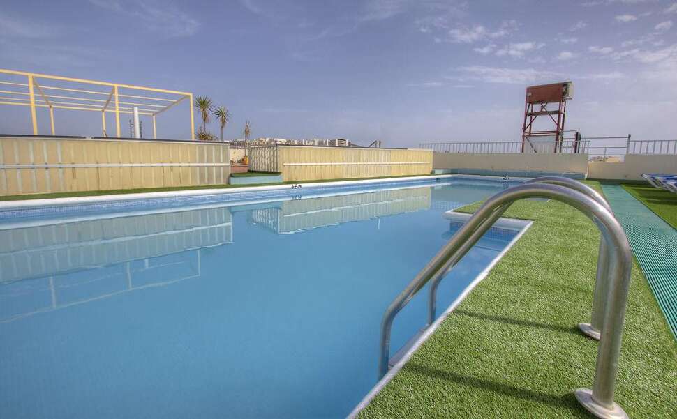 Cerviola Hotel cover