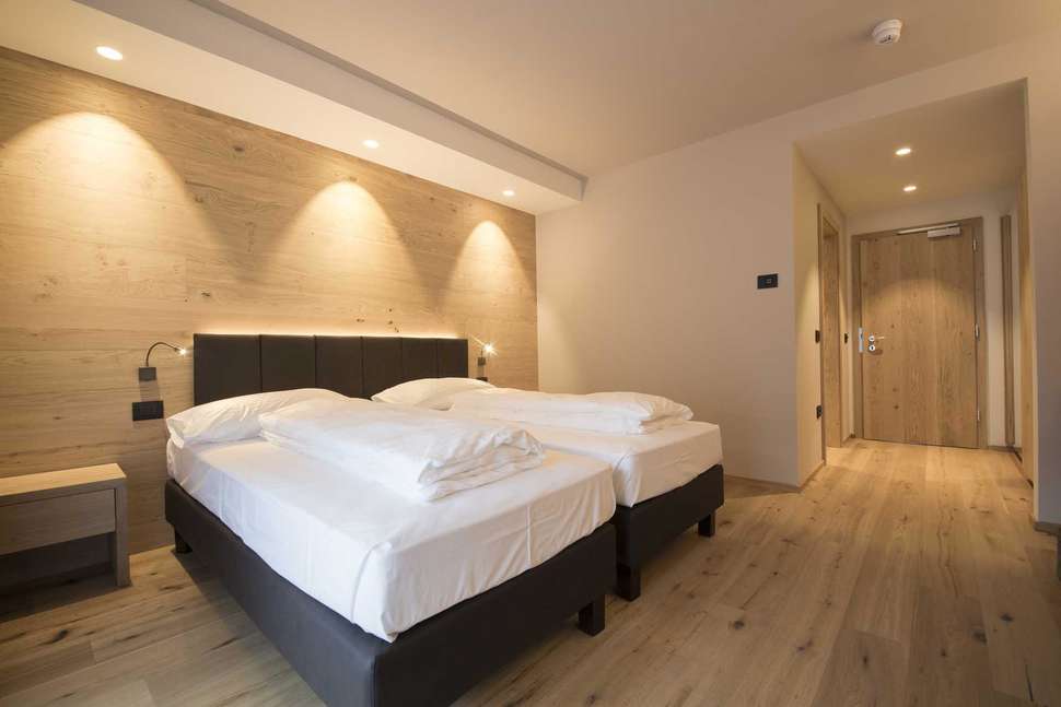 Hotel Monroc cover