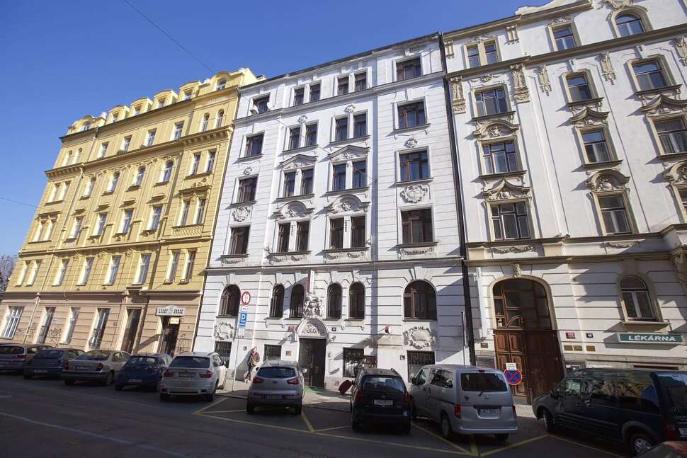 Hotel Olga cover