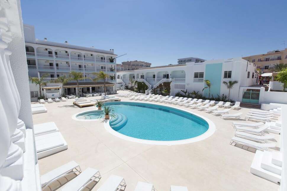 Endlss Beach & Disco Hotel Ibiza cover