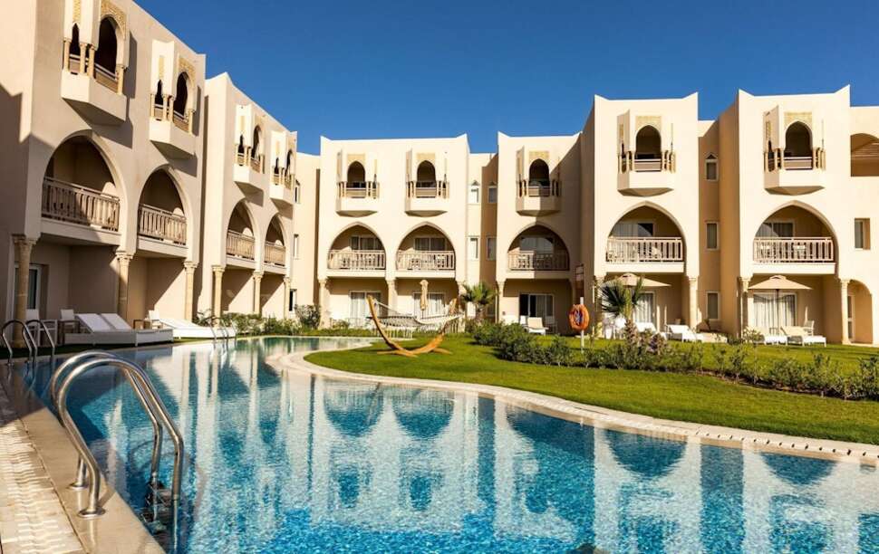 TUI Blue Palm Beach Palace cover