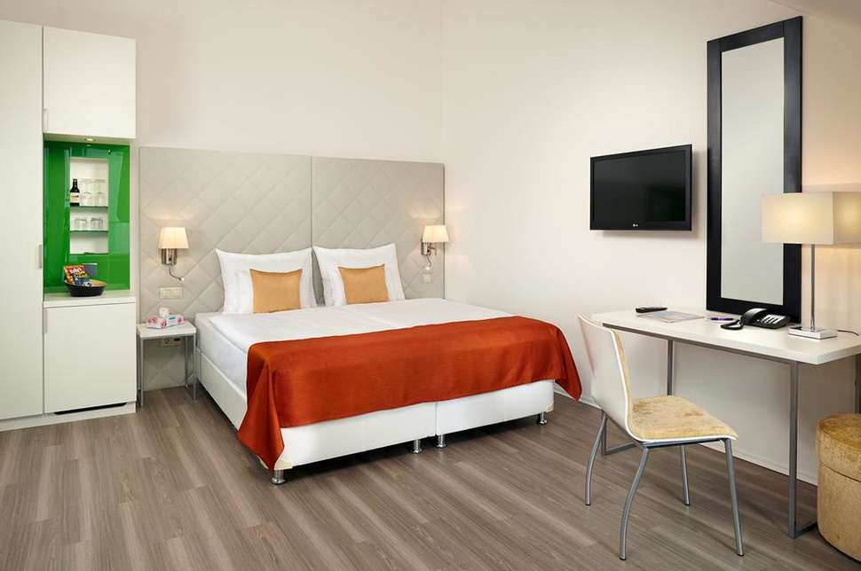La Prima Fashion Hotel Vienna cover