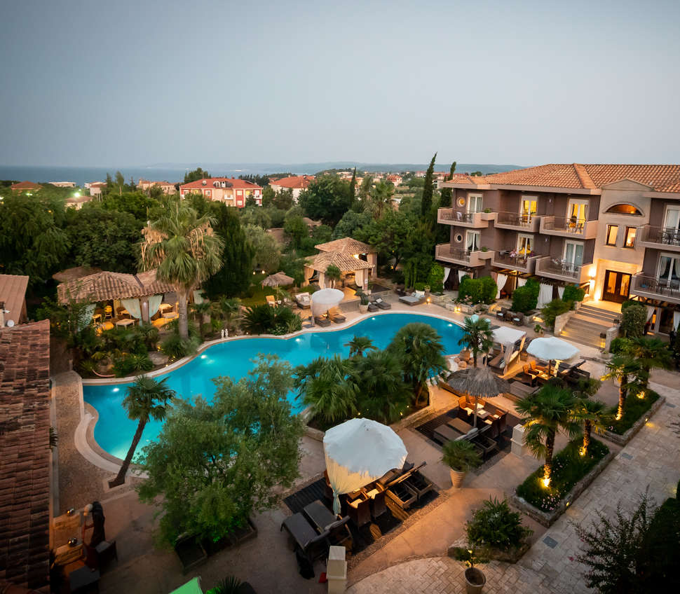 Hotel Achtis cover