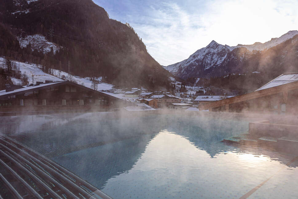 Carpe Solem Kaprun by Alps Resorts cover