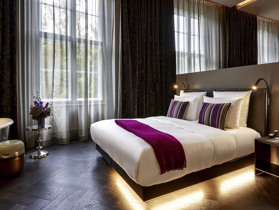 So/ Berlin Das Stue Hotel cover