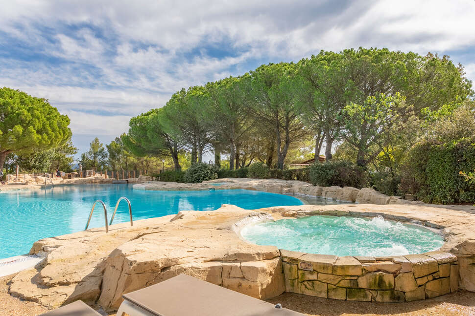 Pierre & Vacances Village Club Pont Royal & P cover