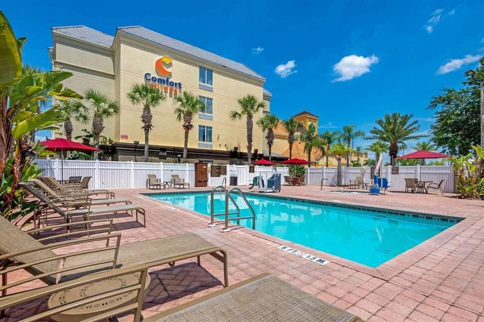 Comfort Universal Orlando cover